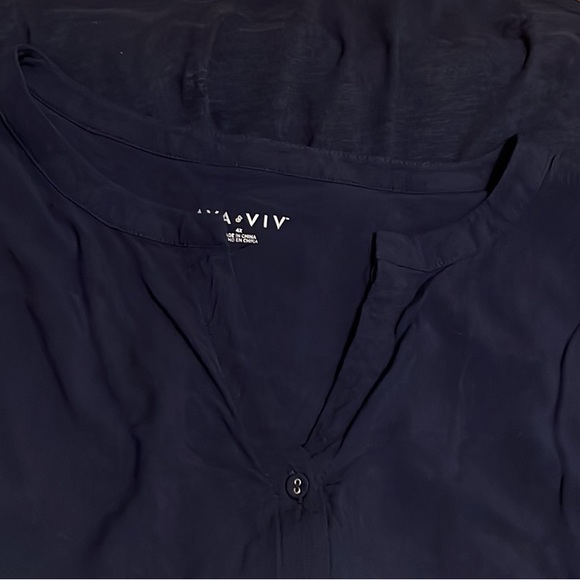 AVA&VIV, V-Neckline, Button Down, Roll-Up Sleeves Top, Blue, Size 4X - Picture 5 of 8